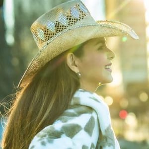 Laura Denisse Y Los Brillantes