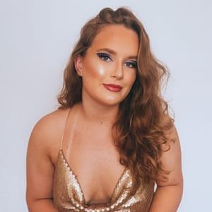 Julia Neutzling