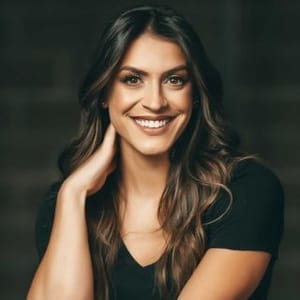 Suellen Coan