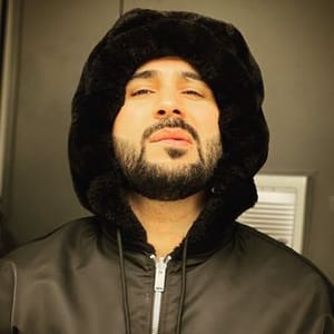 Kariger Offiziell