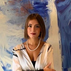 Elisa C.