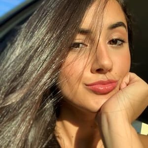 Esther Cavalcante