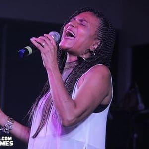 Carlene Davis-cowan
