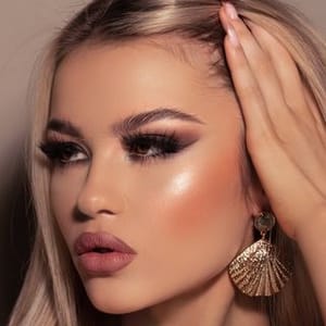 Retoucher Marina Gusarova