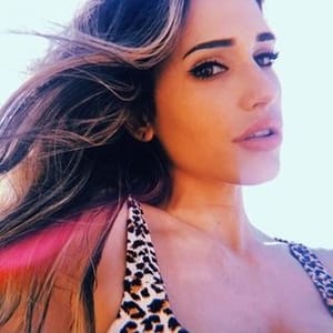 Mindy White