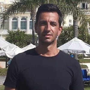 Vitor Hugo Teixeira