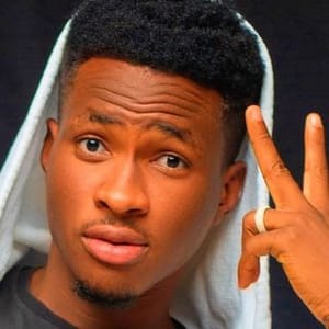 Onshaz Abokina