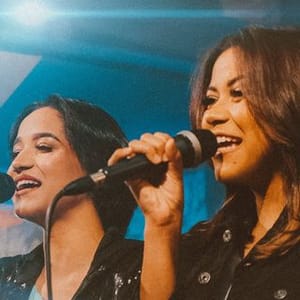 Ruth &amp; Raquel