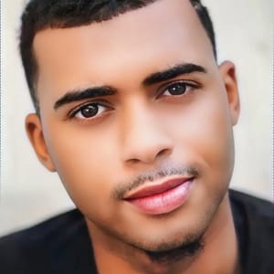 Ricardo P Lloyd