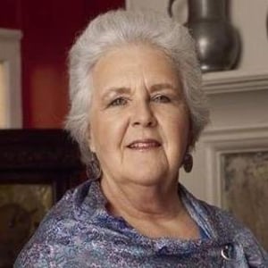 Stephanie Cole