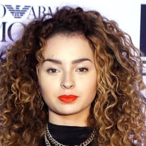 Ella Eyre