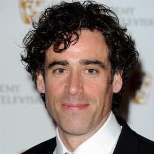 Stephen Mangan