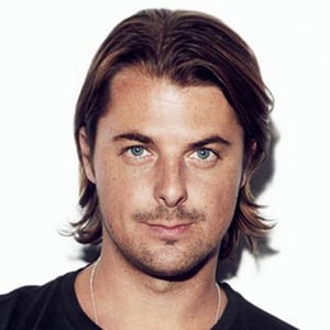 Axwell