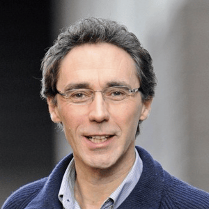 Guy Henry