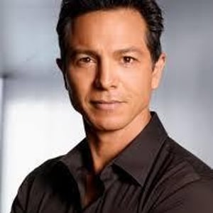 Benjamin Bratt