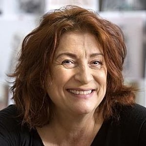 Caroline Quentin