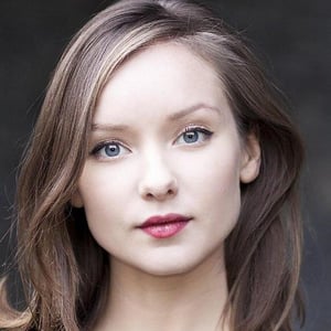 Alexandra Dowling
