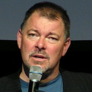 Jonathan Frakes