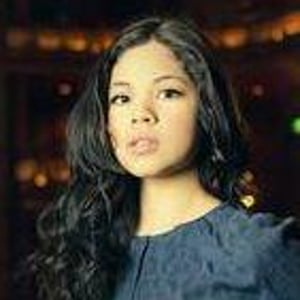 Eva Noblezada