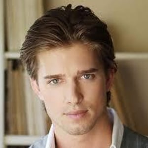 Drew Van Acker