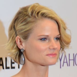 Joelle Carter