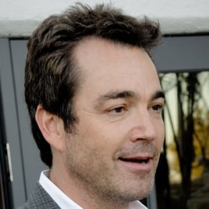 Jon Tenney
