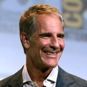 Scott Bakula