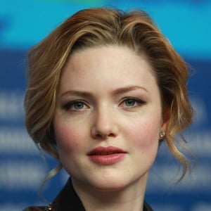 Holliday Grainger