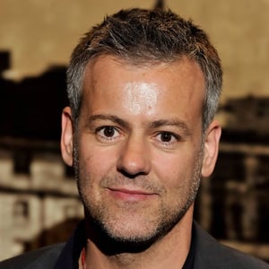 Rupert Graves
