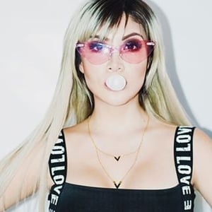 Claudia Serpa Oficial