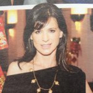 Perrey Reeves