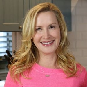 Angela Kinsey