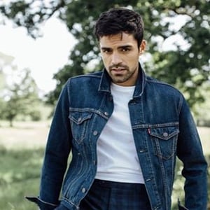 Sean Teale