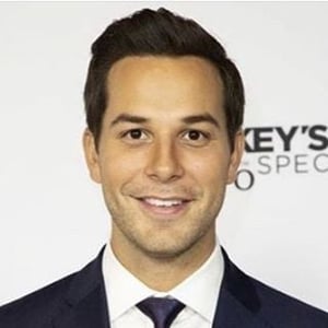 Skylar Astin