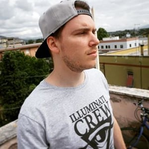 Federico Betti – Mikeshowsha