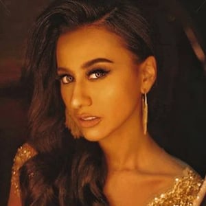 Karina Fariza Basrewan