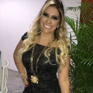 Dra Fabi Nogueira