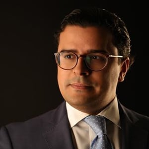 Jose L Martinez Hoepelman