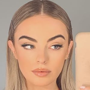 Izabelle Therase Reid