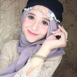 Neng Amelia Nurdiana Hidayat