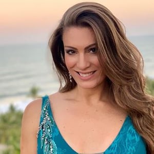 Elaine Mickely🅾️+