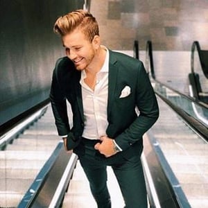 ️Hristian Svengard️️️️️️