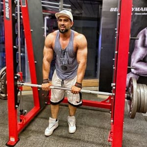 Ishan Gymholic