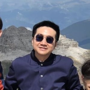 Sataporn Panichraksapong