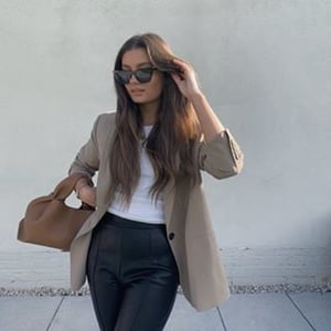 Amy Beth Van Der Lowen