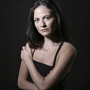Lara Pulver