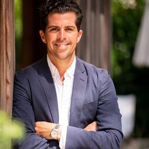 Adam J Hofer Douglas Elliman