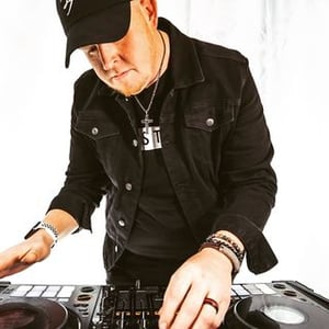Dallas Based Party Dj