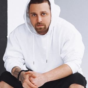 Rezhisser Serghey Grey