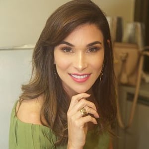 Dermatologista Mecleine Dantas